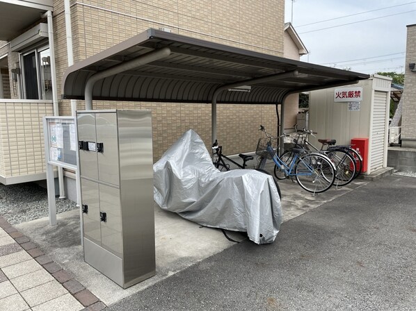 平松駅 徒歩12分 1階の物件外観写真